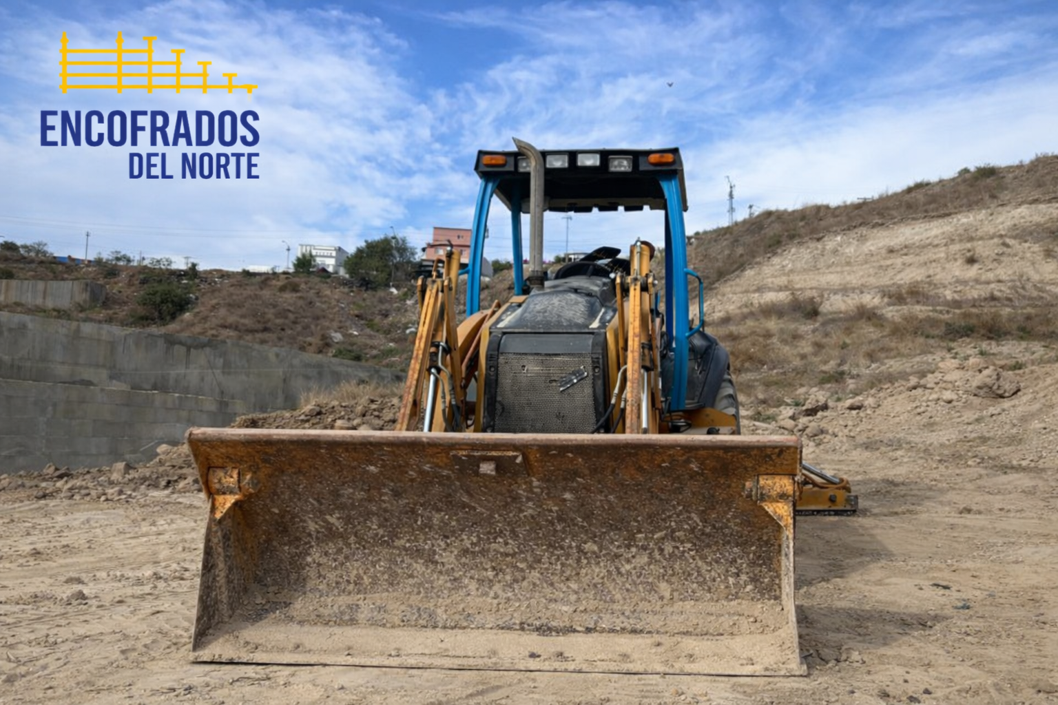 Retroexcavadora para movimientos de material