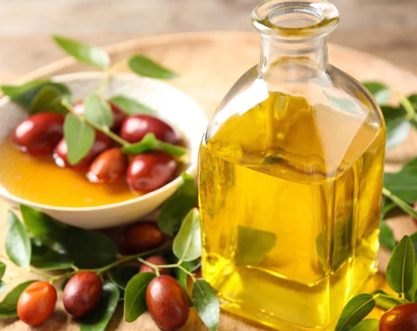 Cold-Pressed Sicilian Almond Oil and Desert Gold Jojoba