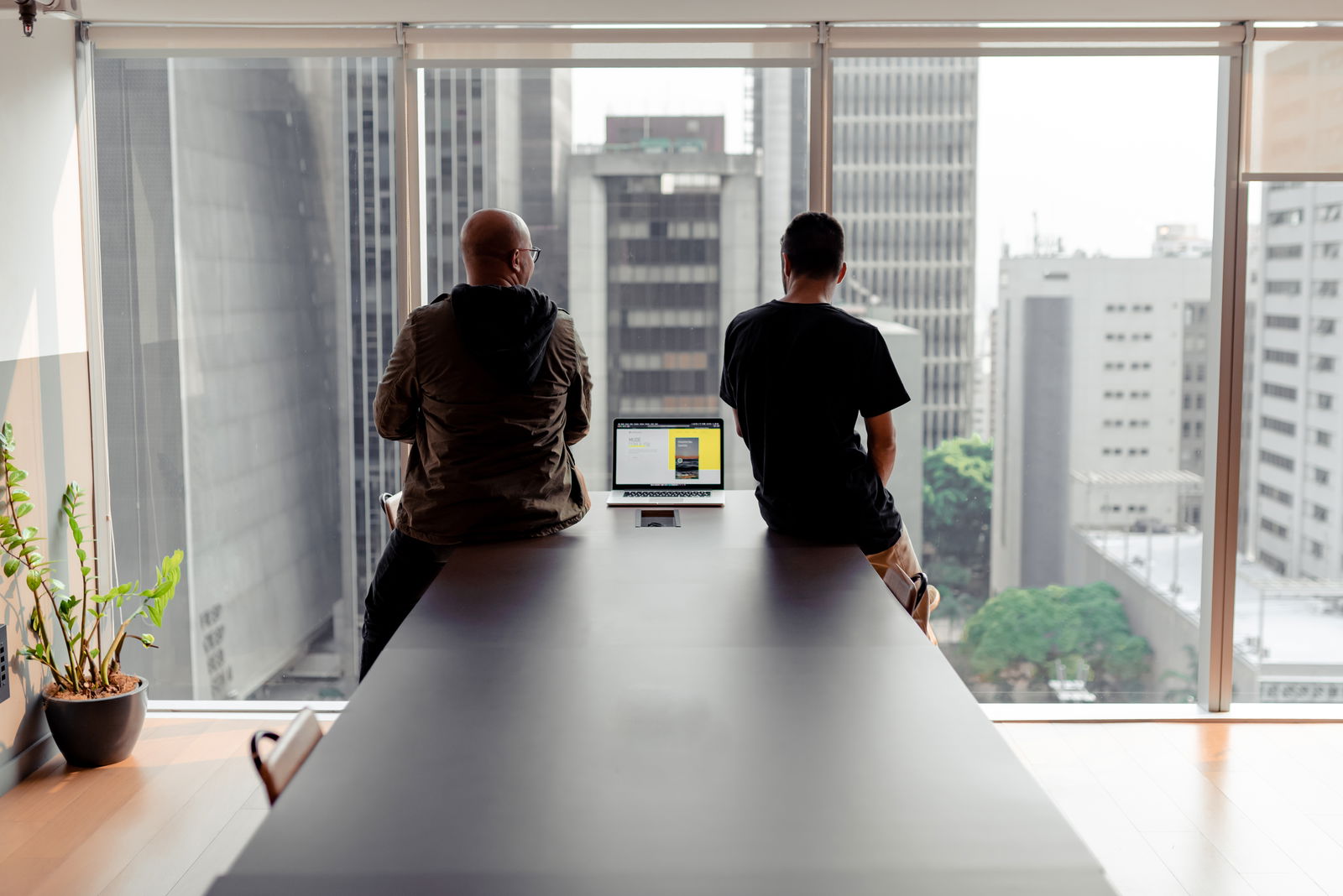 Equipe Tagé trabalhando