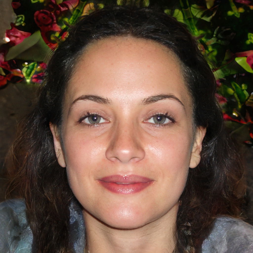 Camila Rostemberg, 33 anos