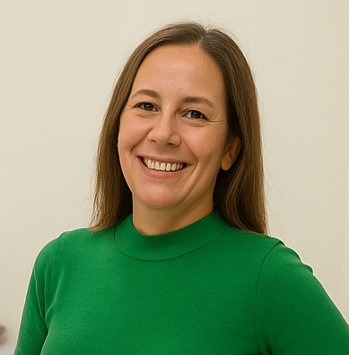 Clara García - 42 anos